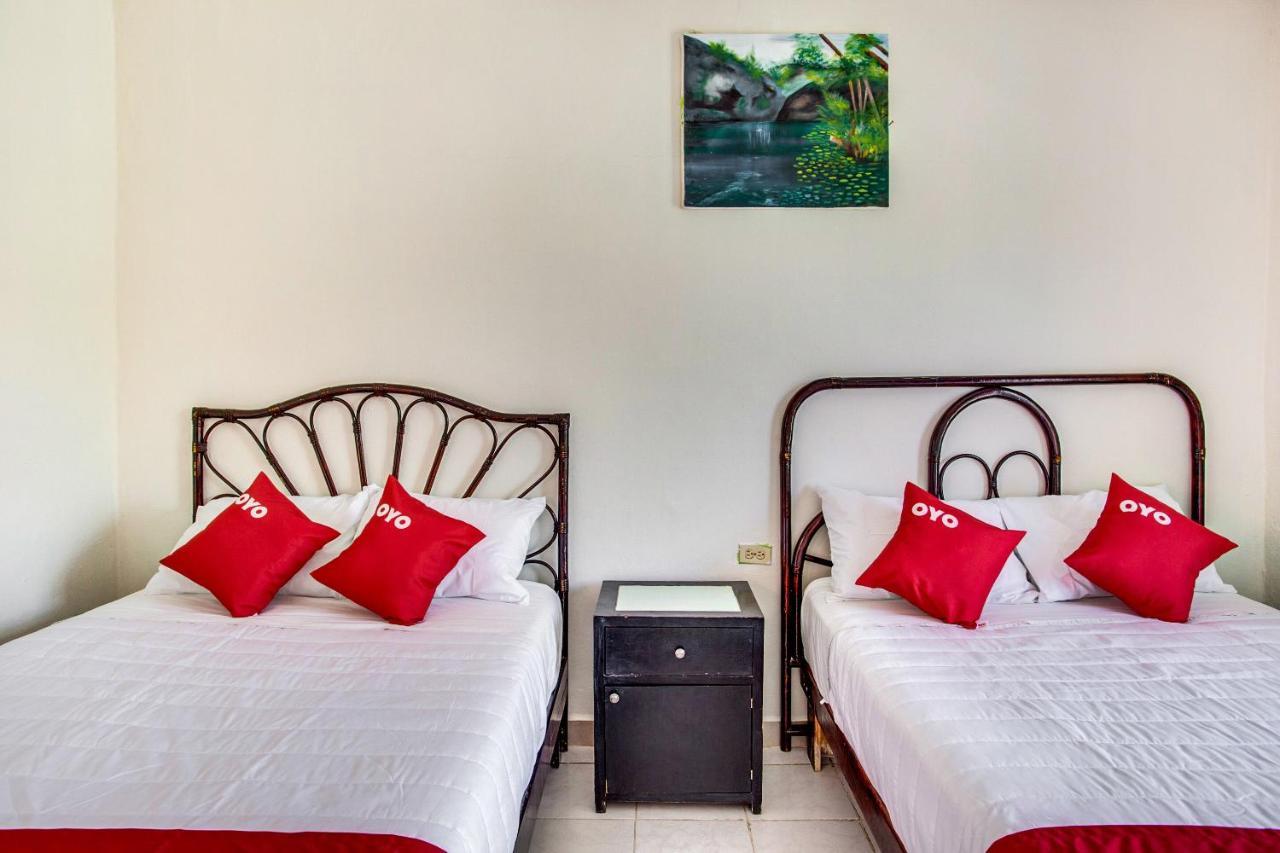Oyo Hotel Addy Tulum Bagian luar foto