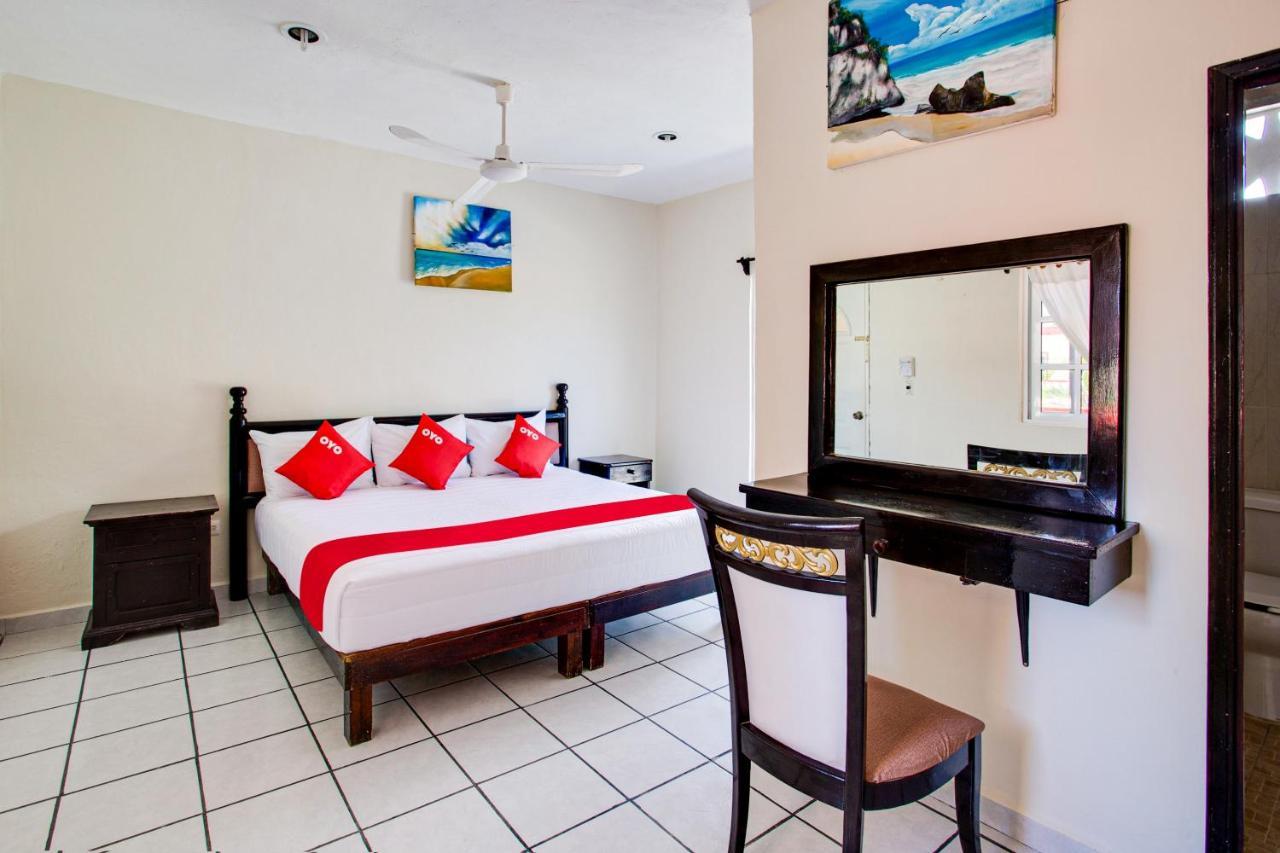 Oyo Hotel Addy Tulum Bagian luar foto