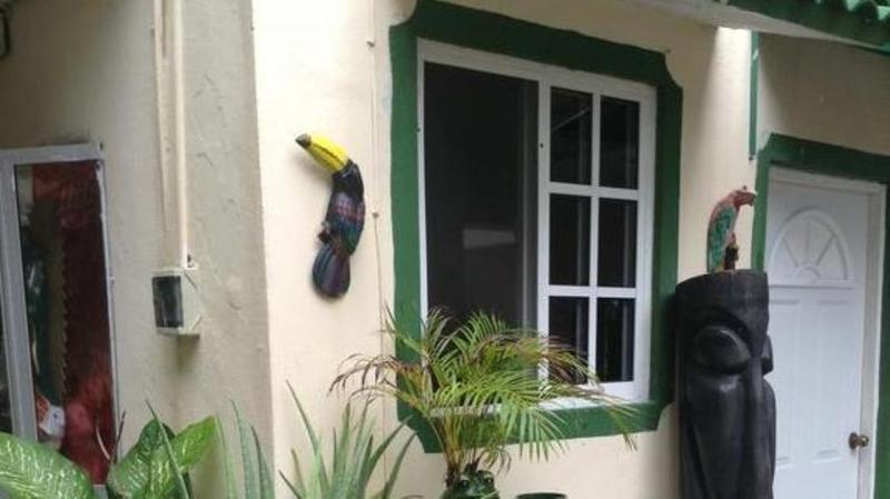 Oyo Hotel Addy Tulum Bagian luar foto