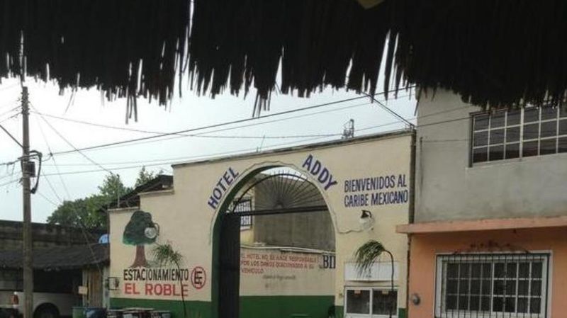Oyo Hotel Addy Tulum Bagian luar foto