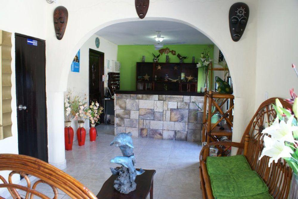 Oyo Hotel Addy Tulum Bagian luar foto