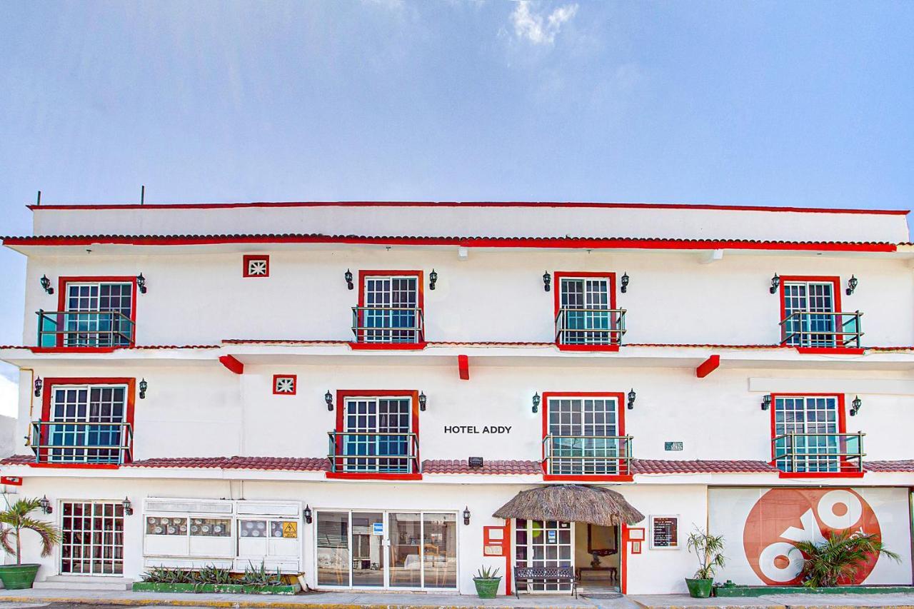 Oyo Hotel Addy Tulum Bagian luar foto